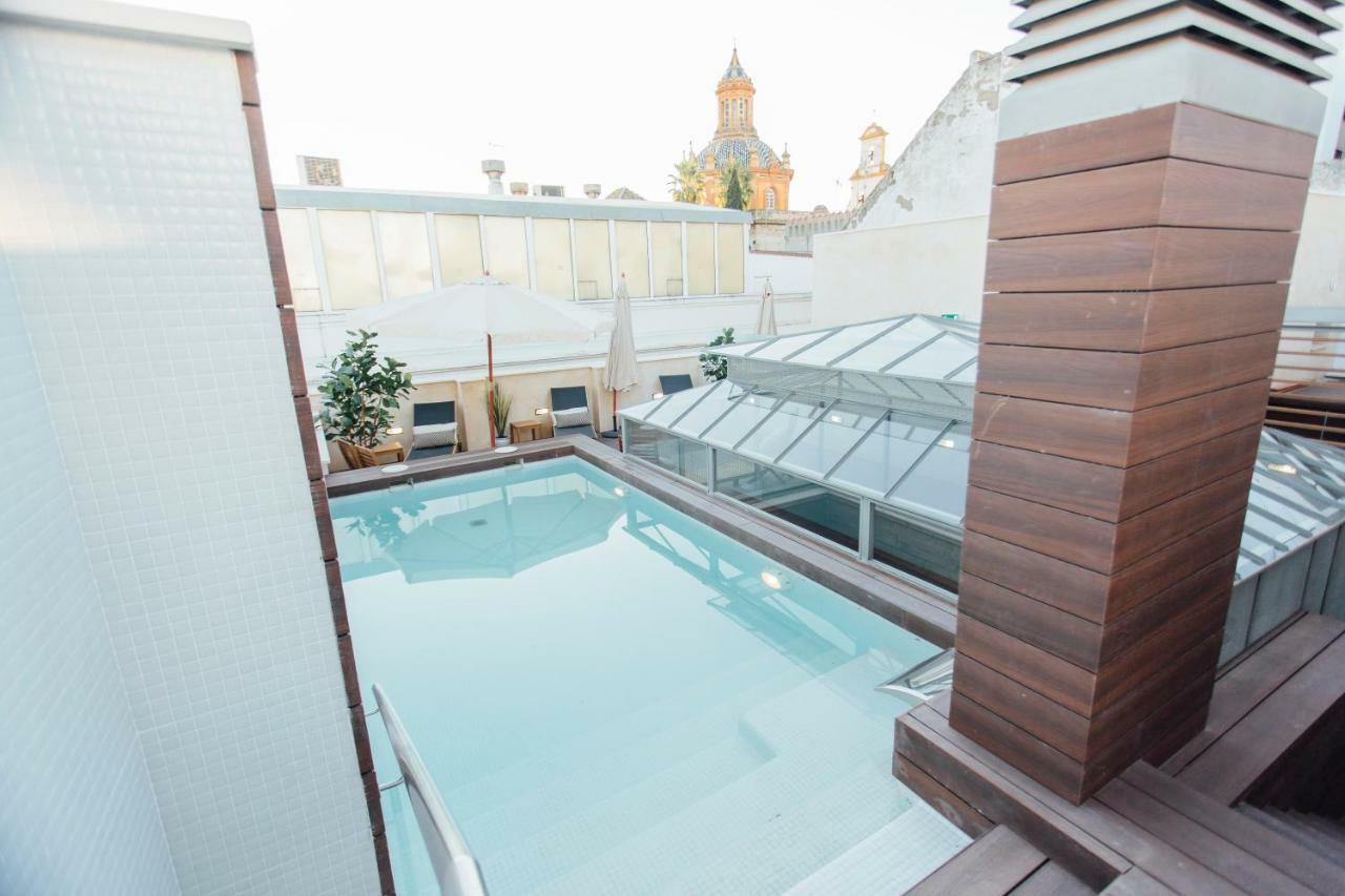 One&Lux Byron Suites Sevilla Exterior foto