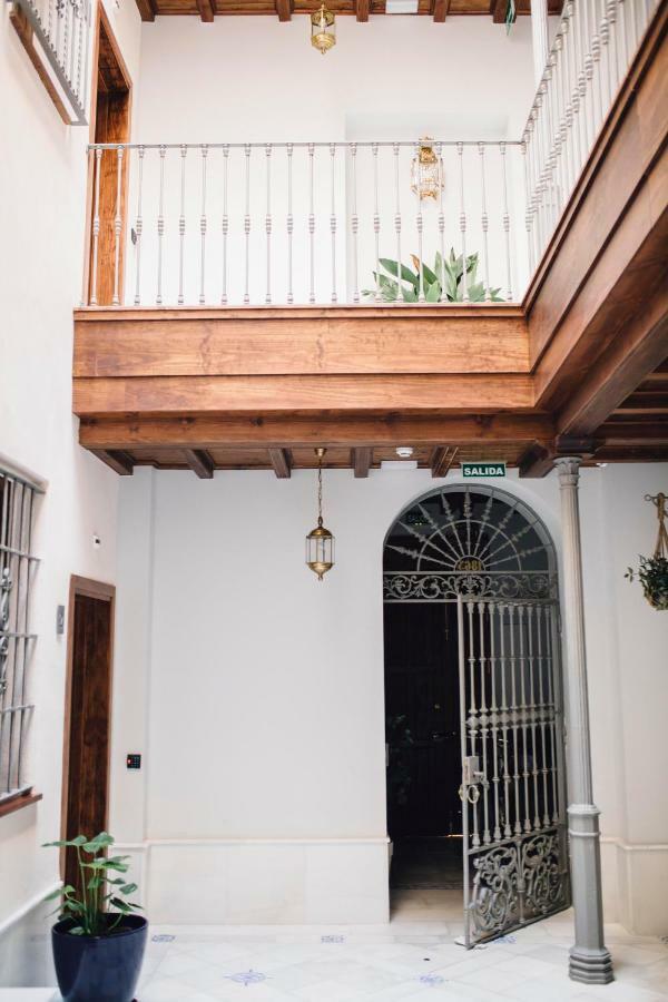 One&Lux Byron Suites Sevilla Exterior foto
